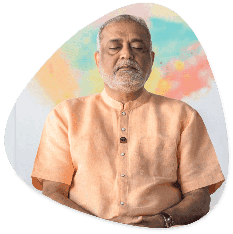 heartfulness guide, daaji closed his eyes and meditating